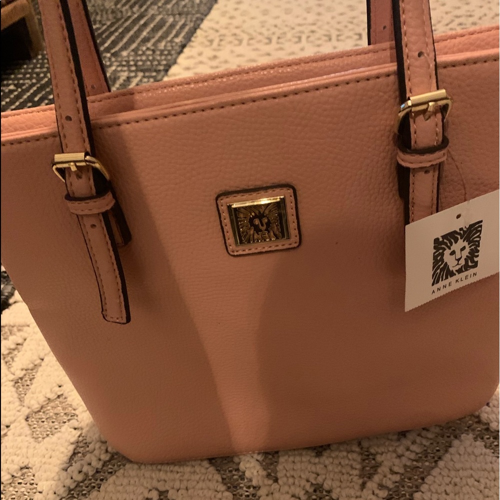 Anne Klein purse/ tote